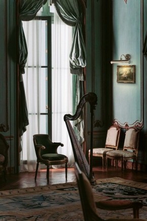 Подсветка для картины Maytoni Renoir PIC118-22-R в Березниках - berezniki.mebel24.online | фото 2